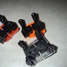 Lot of 3 K'NEX KNEX Micro Roller Coaster Cars Orange Red Silver Works