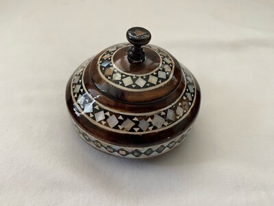 Egyptian Small Mother of Pearl Inlaid Round Candy Wood Handmade Box 3.5'' # 611