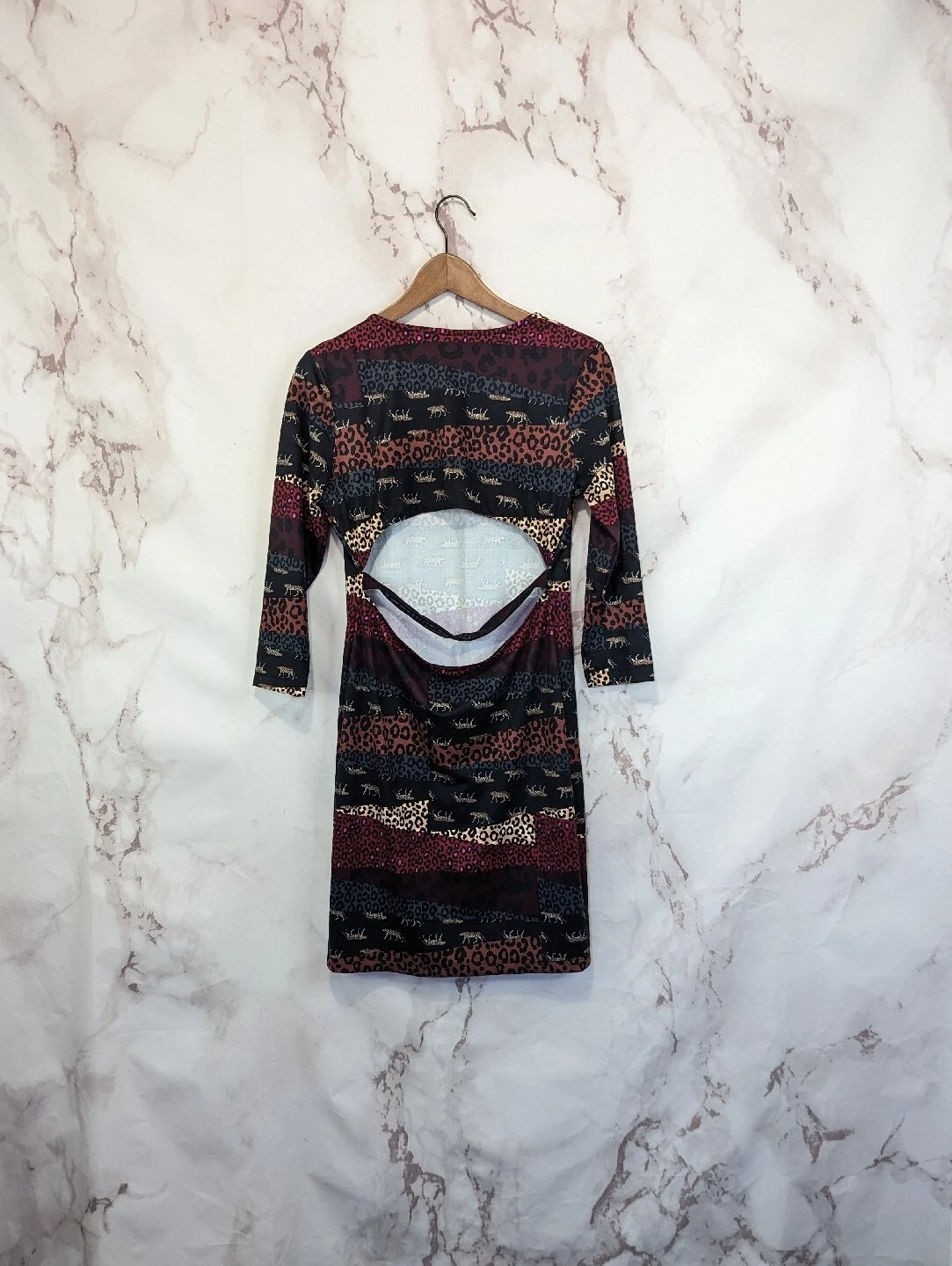 UNDERCOVER Abito Victoria Secret donna medio stampa animalier leopardato sportivo aperto dietro