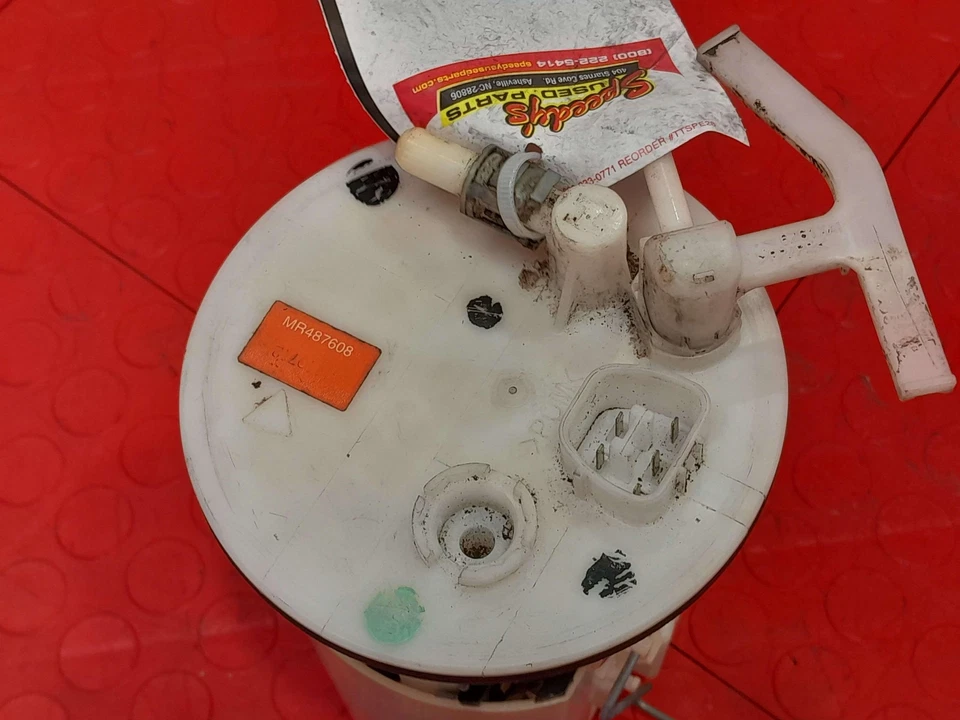 2000-2001 Mitsubishi Eclipse 3.0L 6 Cyl Fuel Pump Assembly OEM MR465688 - Image 4 of 4