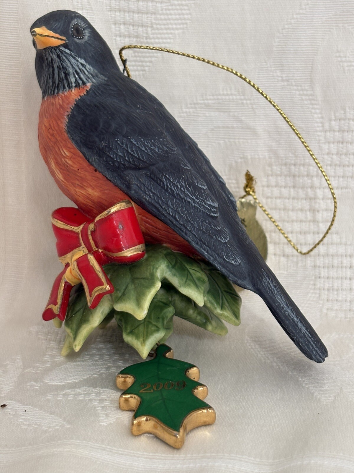 The Danbury Mint 2009 Annual Songbird Ornament— A Robin’s Landing