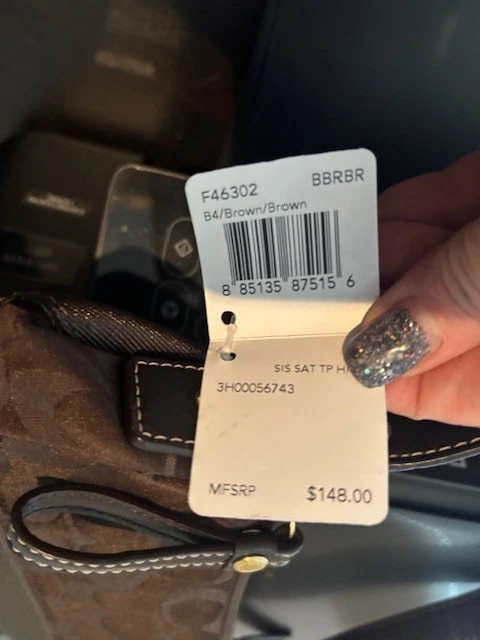 Cartera de mano Coach Signature C marrón oscuro de cuero jacquard F46302 nueva con etiquetas $148 Foto 4 de 4