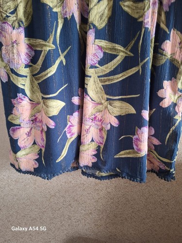Tuta donna Next blu floreale corta leggera estiva casual taglia 14 Petite - Foto 6 di 10