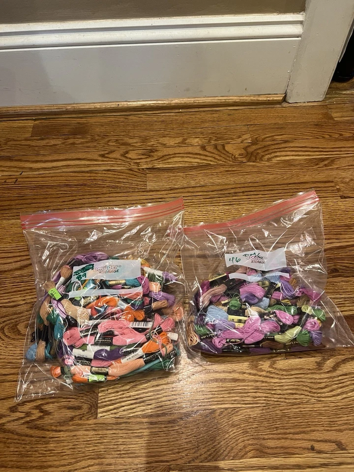 Gran Lote de Hilos Surtidos DMC Bordado Hilo de Puntada Hilo Multicolor Foto 2 de 4