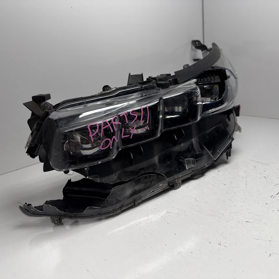 2017-2022 Toyota Prius Prime OEM Quad LED Left Driver Headlight 8118547801 Foto 2 de 4