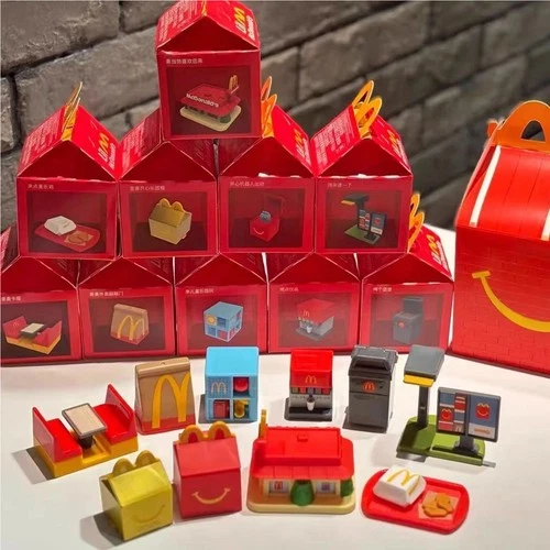 2025 Mc DONALD'S Lil Mc Donalds Miniatura Bambini GIOCATTOLI HAPPY MEAL 1Set/10 Pezzi - Foto 2 di 15
