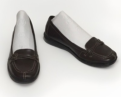 Women s Predictions Size 7 Loafers Brown Slip-On Shoes Comfort Non Slip Bottoms