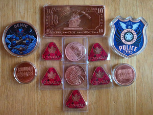 Lot Of 12 Mixed Colorized 10oz, 5oz, 1oz coins, and bars - 29oz total of COPPER