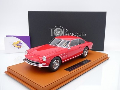 Top Marques TOP126B # Ferrari 330 GT 2+2 Baujahr 1965 '' Ferrarirot '' 1:18 NEU