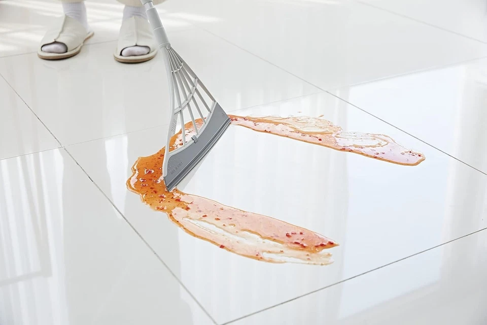 Escoba de silicona Broombi escoba depiladora para mascotas escoba enjugador para todas las superficies - gris Foto 3 de 4