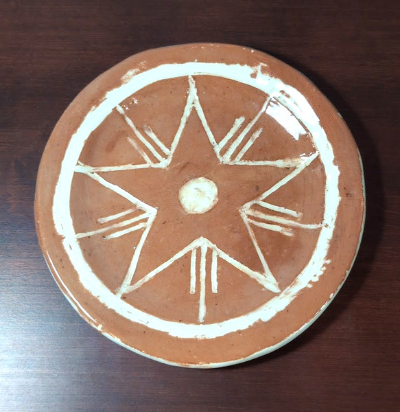 Primitive Folk Art Studio Pottery Plate 6.5" ~Red Slip Star Design Artist Signed