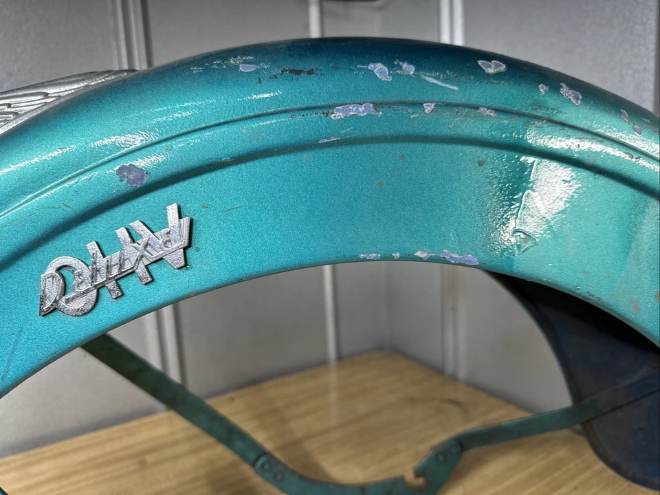 Harley-Davidson Knucklehead UL 1938-40 Not OEM Narrow Brace Squashed Bird Fender - Image 3 of 4