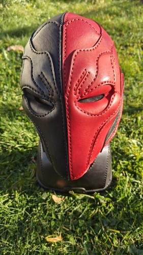 Deathstroke Leather Handmade Mask - Picture 3 of 4
