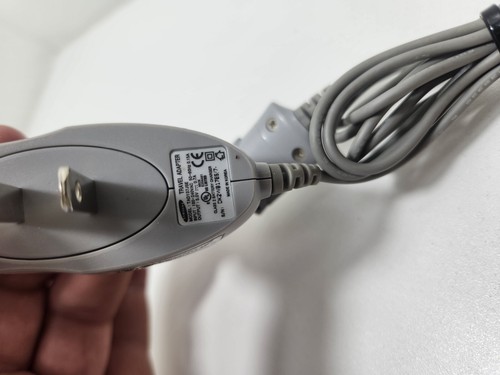 Samsung TAD137JSE Adapter Power Supply Charger 5 Volts 0.7 A for SCH-A850 Phone - Photo 3 sur 5