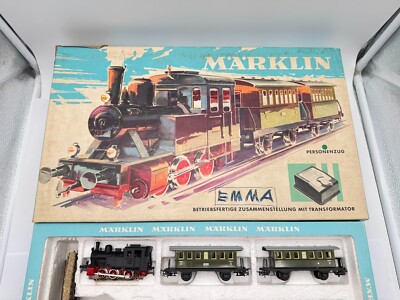 Märklin H0 2953 train pack with oval track with 3029 DB passenger