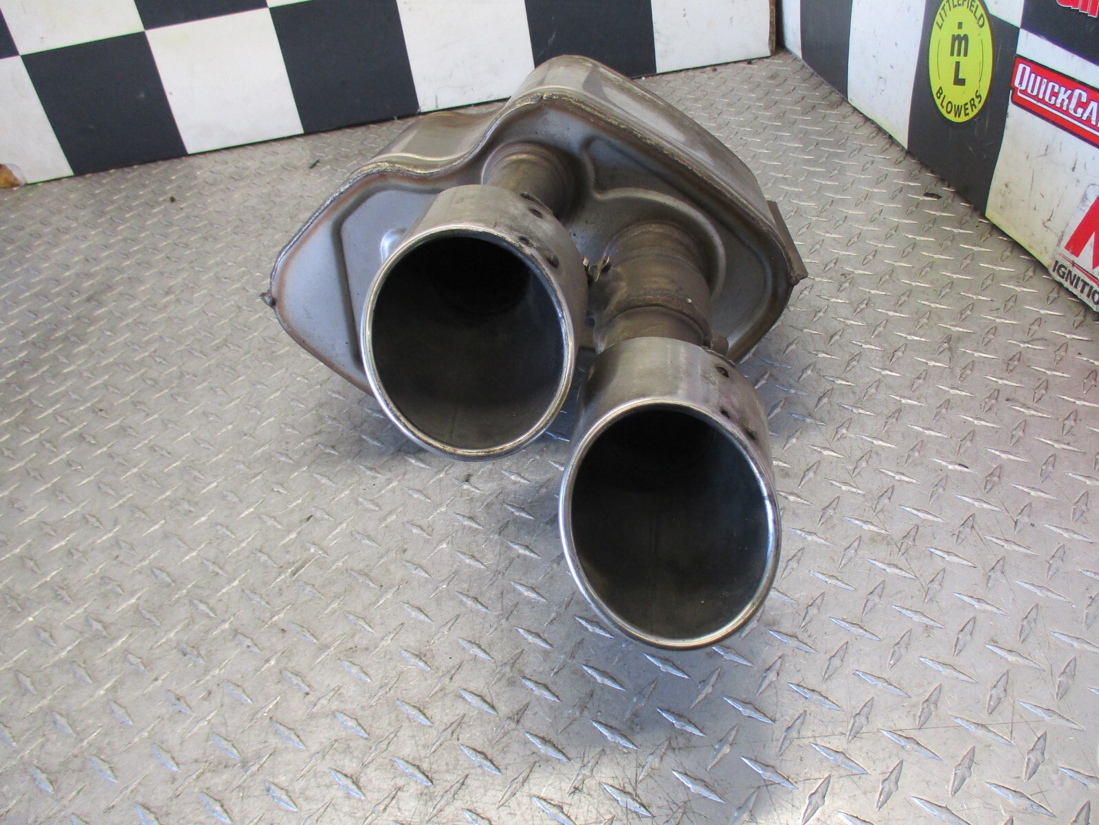 14-17 2017 Maserati Ghibli EXHAUST MUFFLER SET RIGHT REAR SECTION 067700054267