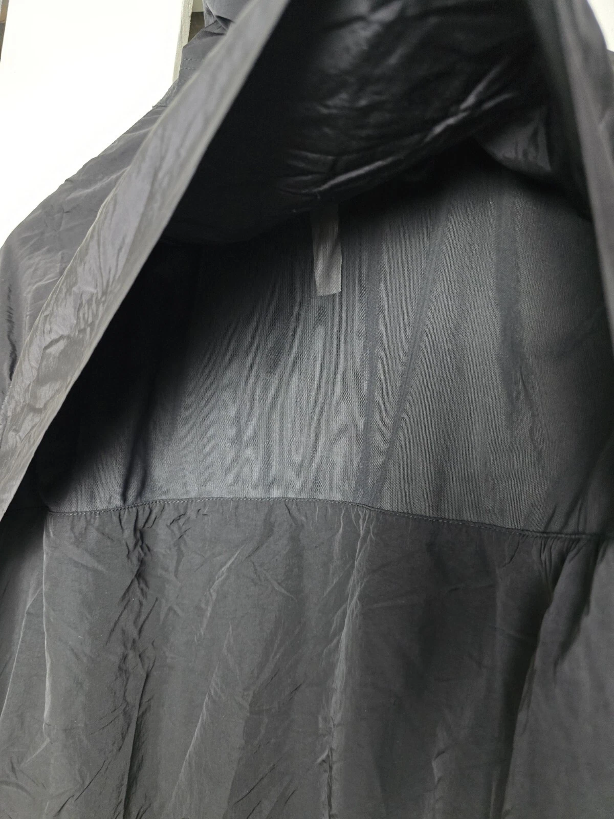 aritzia biles nylon lightweight jacket