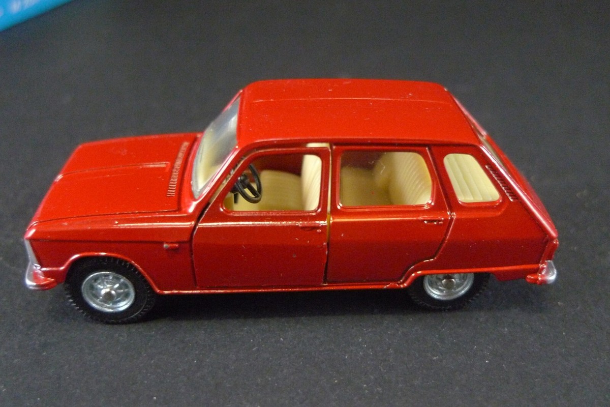 Pilen Renault 4L No Dinky No Solido No Norev No CIJ No JRD No Mebetoys