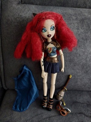 DOLL BRATZILLAZ MEYGANA BROOMSTIX GLAM GETS WICKED 2012 MGA