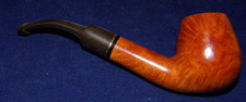 Pipe à billard pliée tabac P Luchini jamais utilisée, super propre. En bois clair