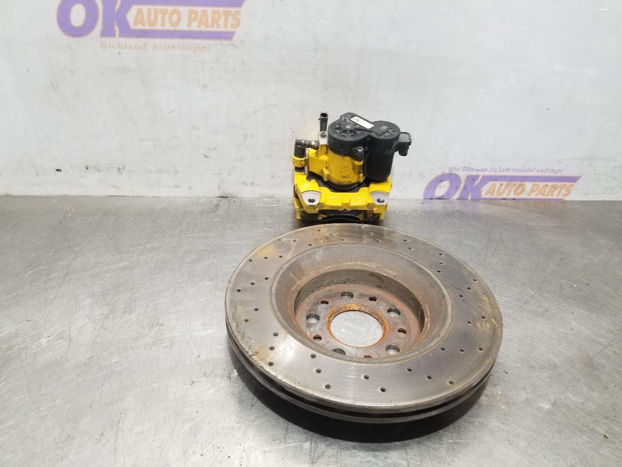 22 2022 MASERATI LEVANTE MODENA S BRAKE CALIPER WITH ROTOR REAR LEFT DRIVER 