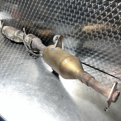 TOYOTA AURIS AND LEXUS CT200 2013-2018 EXHAUST CATALYST CONVERTER GENUINE