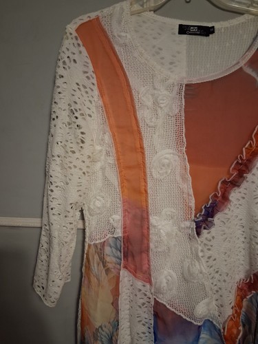 LV Collection Colorful Tunic Blouse Size M Whimsy Eyelet Lace Ruffle Accents Fun - Picture 5 of 18