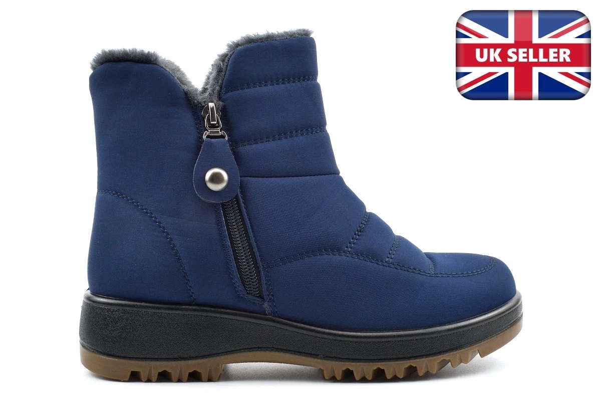 Boulevard Womens Wide Fit Snow Boots Ladies Girls Winter Boots Navy (E Width)
Opens in a new window 