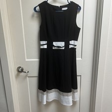 Calvin Klein Black-and-White Fit and Flare Sleeveless Women's Dress - Excellent 