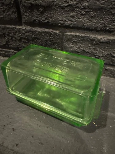 Vintage Green Uranium Glass Butter Cover – Vaseline Glass – Depression Era