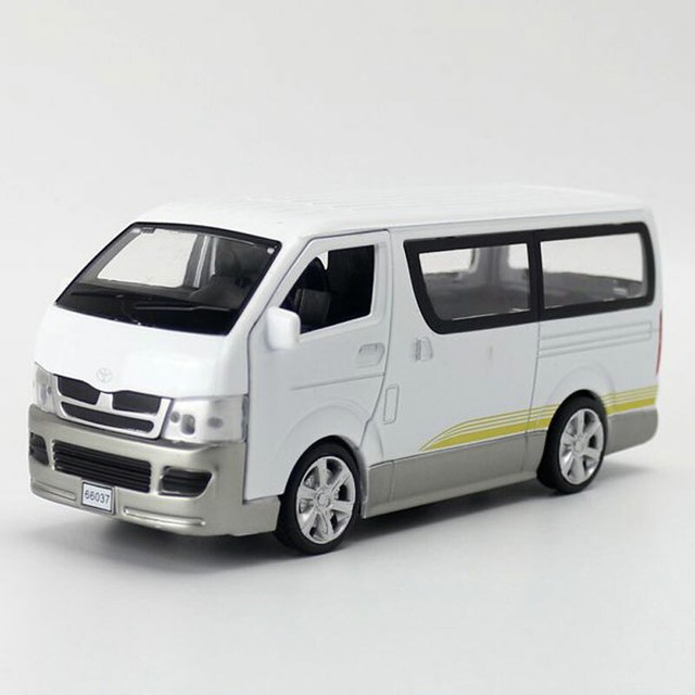 Toyota Hiace Van 132 Model Car Diecast Gift Toy Vehicle Kids