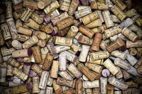 2,500 Wine Corks, bulk Winery Used Wine Cork, **FREE GLOBAL SHIPPING**