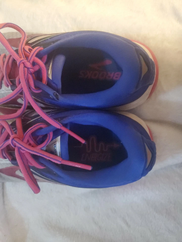 Women's Brooks Ravenna 8 Gray Athletic Shoes 9 B Silver Pink Purple White - Image 4 of 4