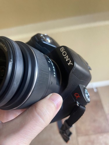 Sony Alpha DSLR-A390 14.2MP Digital SLR Camera Bundle - Picture 11 of 22