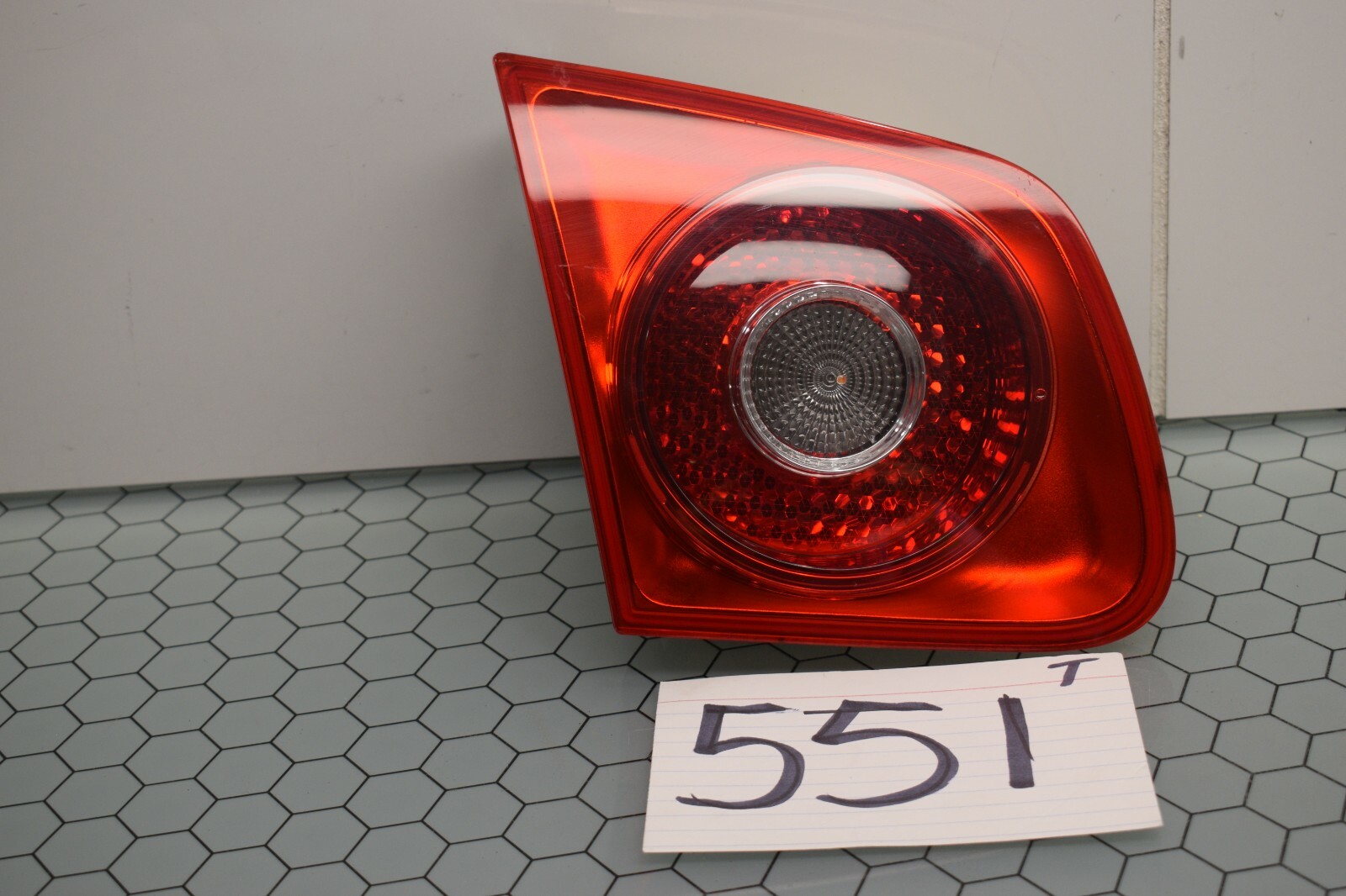 08 09 10 Volkswagen Jetta DRIVER Side Tail Light Used Rear Lamp #551-T 