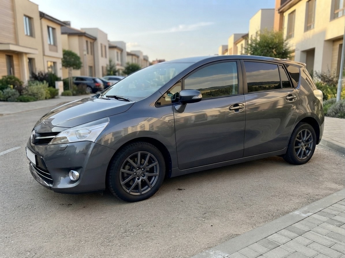 Toyota Verso 1.6 TD Tetto Panoramico