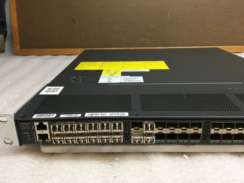 Cisco MDS 9148 DS-C9148-16P-K9 V02 Multilayer Fabric Switch with Rack Ears incl. - Image 2 of 4