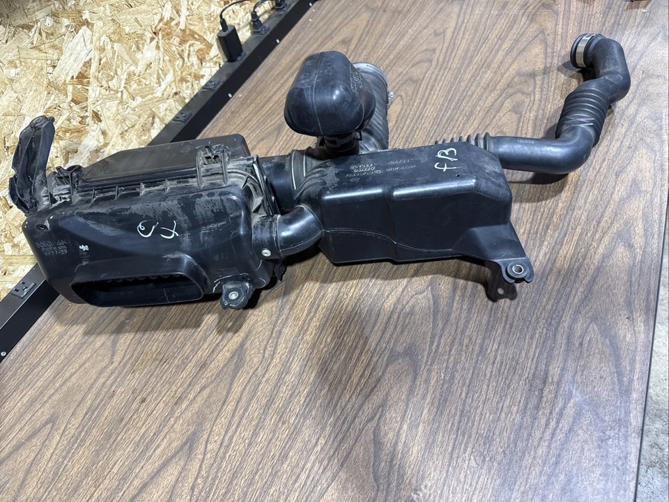 TOYOTA GT86 SUBARU BRZ 2.0 PETROL AIR FILTER BOX AIR CLEANER BOX 2014 - Image 2 of 4