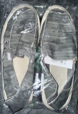 SANUK DONNA VINTAGE CAMO WOMEN SHOES CHARCOAL US 7 New In Packaging