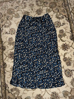 BCBGeneration Women s Printed Teal Midi Skirt Size 0