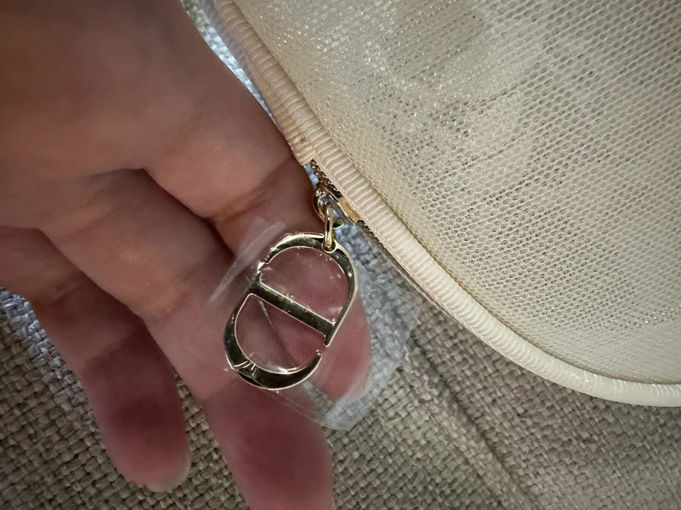 DIOR FLORAL BUTTERFLY EMBROIDERED MESH COSMETIC BAG TRAVEL POUCH NEW GWP/VIP - Image 3 of 4