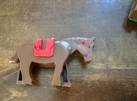 LEGO Castle #6066: Camouflaged Outpost - 90% Complete with 4 Minifigs and Horse