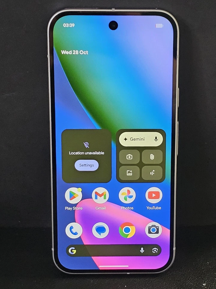 Google Pixel 10 · 256GB, photo 2 of 5