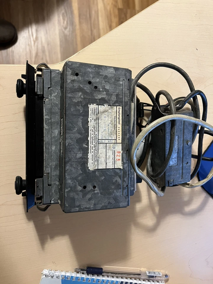 Blaupunk Porsche CR  Stereo Radio 1978-1980 930,911,928 - Image 3 of 4