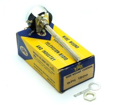 Vintage IRC WPK 1500 Ohm Long Shaft Wire Wound Potentiometer Pot  New