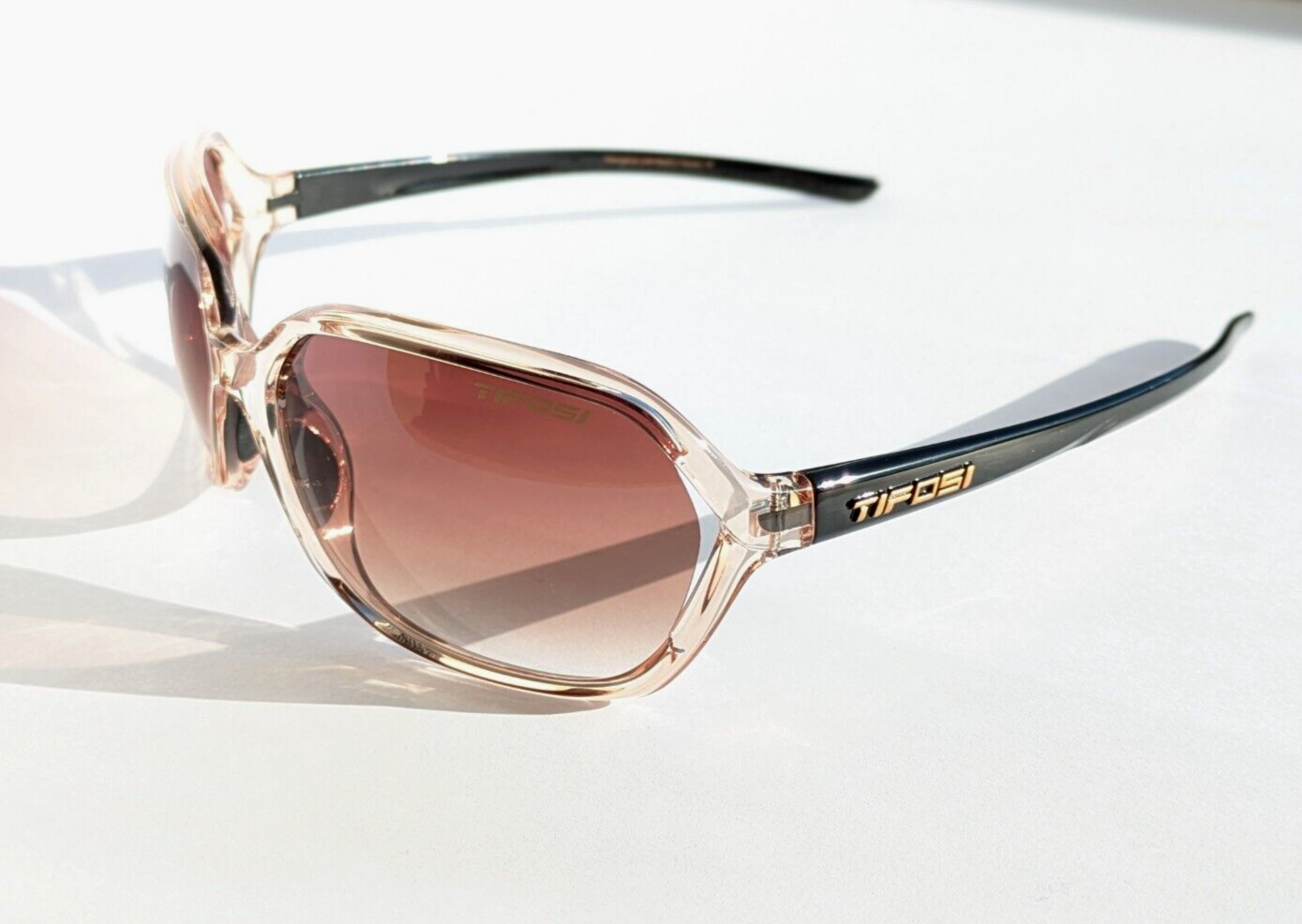 Tifosi Optics Swoon Sunglasses Crystal Brown/Black, Brown Gradient Lenses, #278