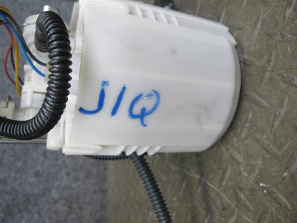 2014-2017 INFINITI QX60 2.5L HYBRID FUEL PUMP LEVEL SENSOR ASSEMBLY - Image 2 of 4