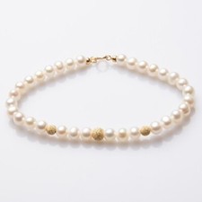 Bracciale Perle Naturali acqua dolce applicazioni in Oro Giallo 18 KT Diamantata