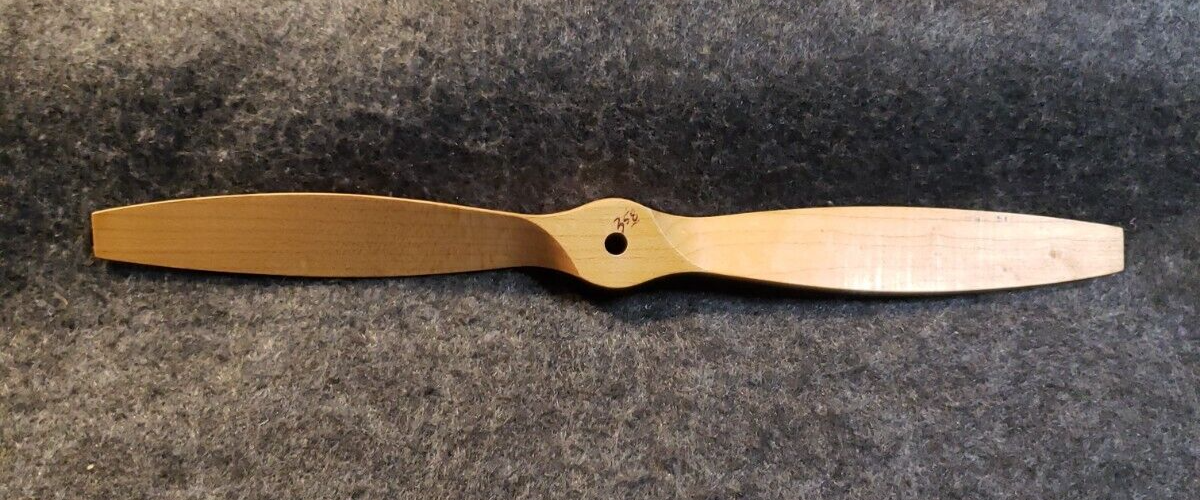 JZ Zinger Propeller 11 - 7 PUSHER Wood Airplane PROP Never Used