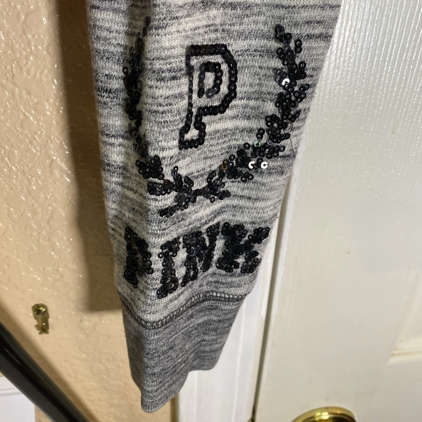 UNDERCOVER Felpa con cappuccio rosa Victoria'a Secret donna M MEDIA tasche cerniera intera casual